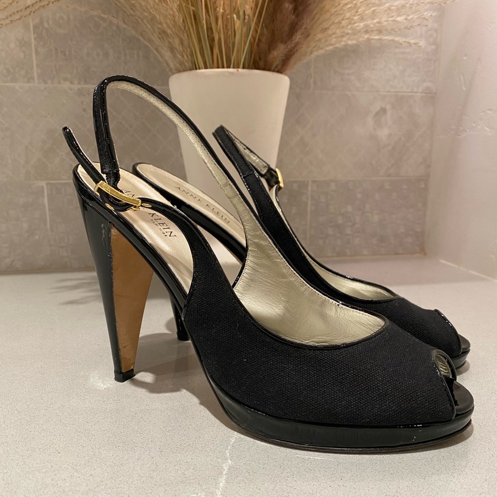 Anne Klein peep toe slimbacks pumps
